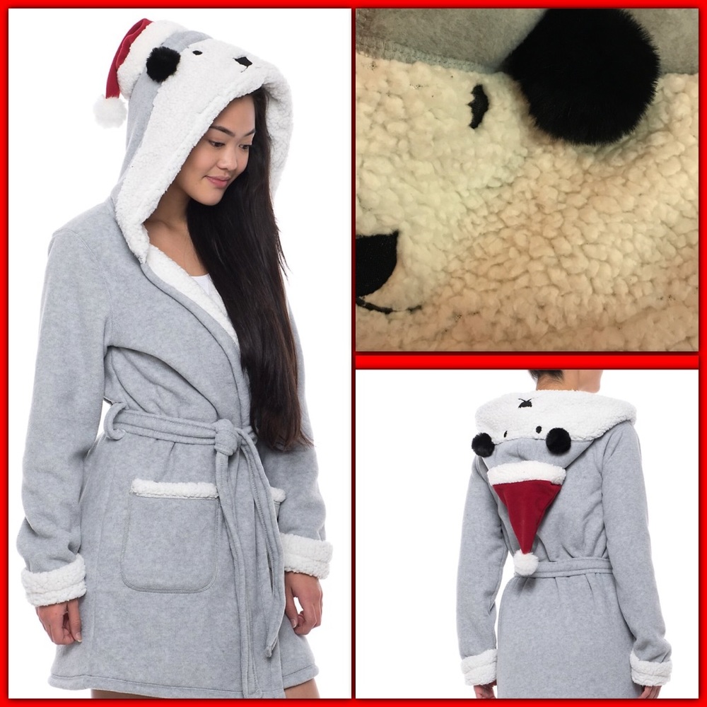 🎁 FINAL PRICE SALE 🎁 hooded Cozy Robe NWT♥️